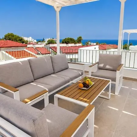 Luxury 2br Penthouse In North Cyprus Apartmán *